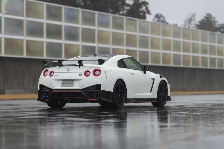  Nissan GT-R Nismo (R35) 2019 года  (WW) (фото 5 из 81)